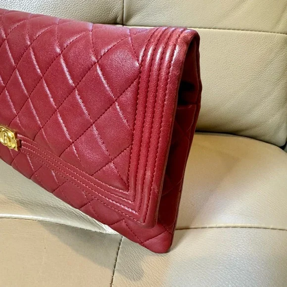 Sold ❌ Chanel Le Boy soft fold over CC clutch bag lambskin - Picture 5 of 13